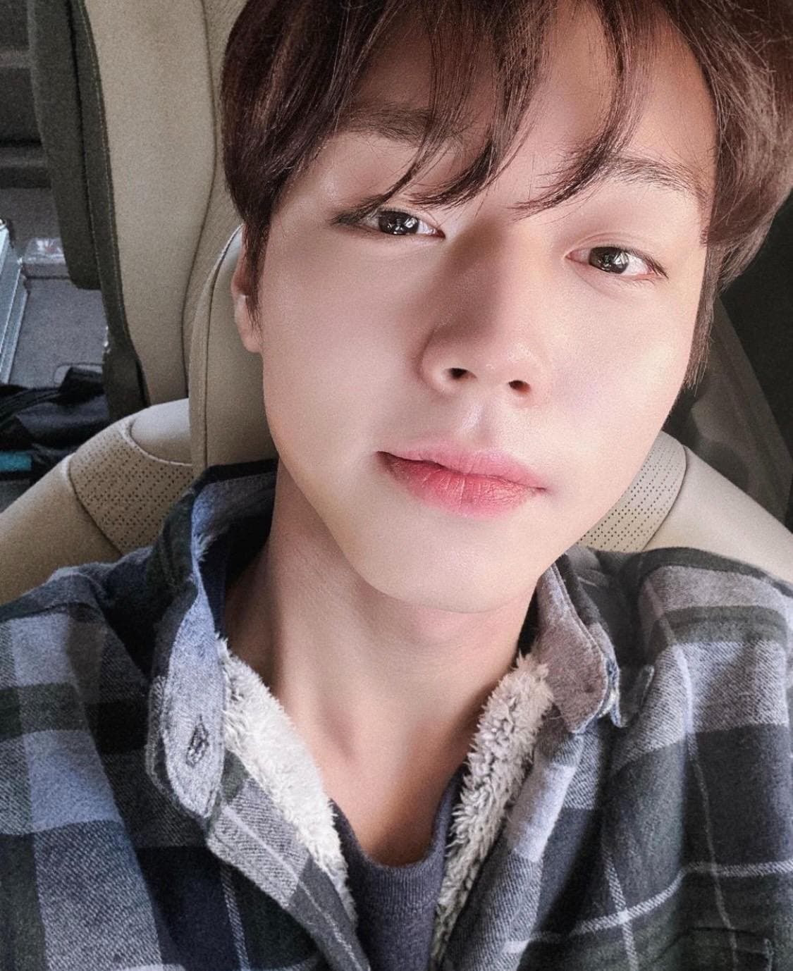 image source_instagram|0529.jihoon.ig