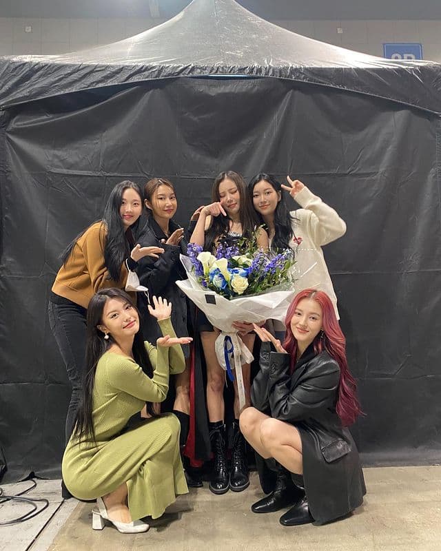 Image source_ Instagram | momoland_official